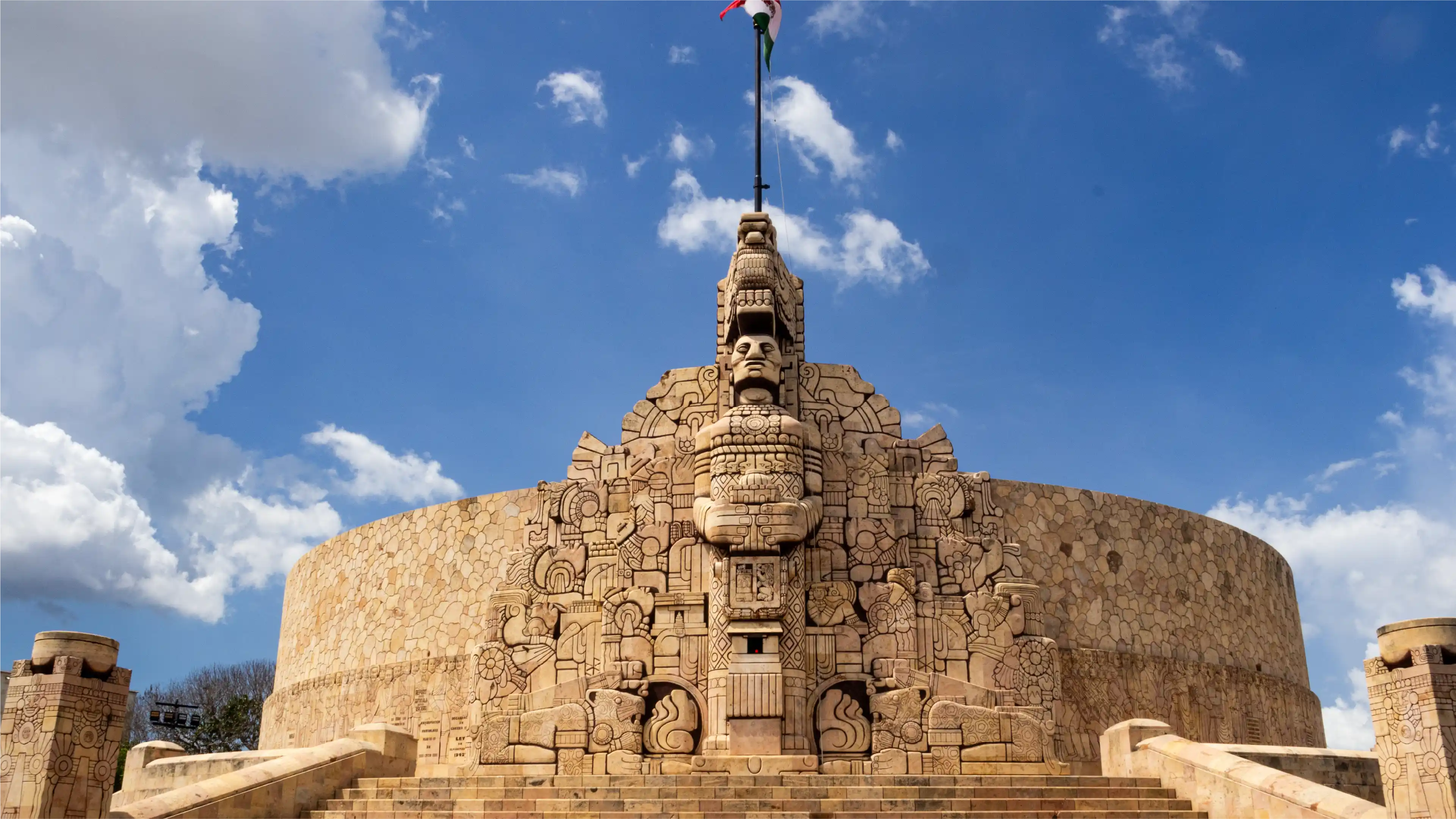 Monumento a la patria de Mérida,Yucatán